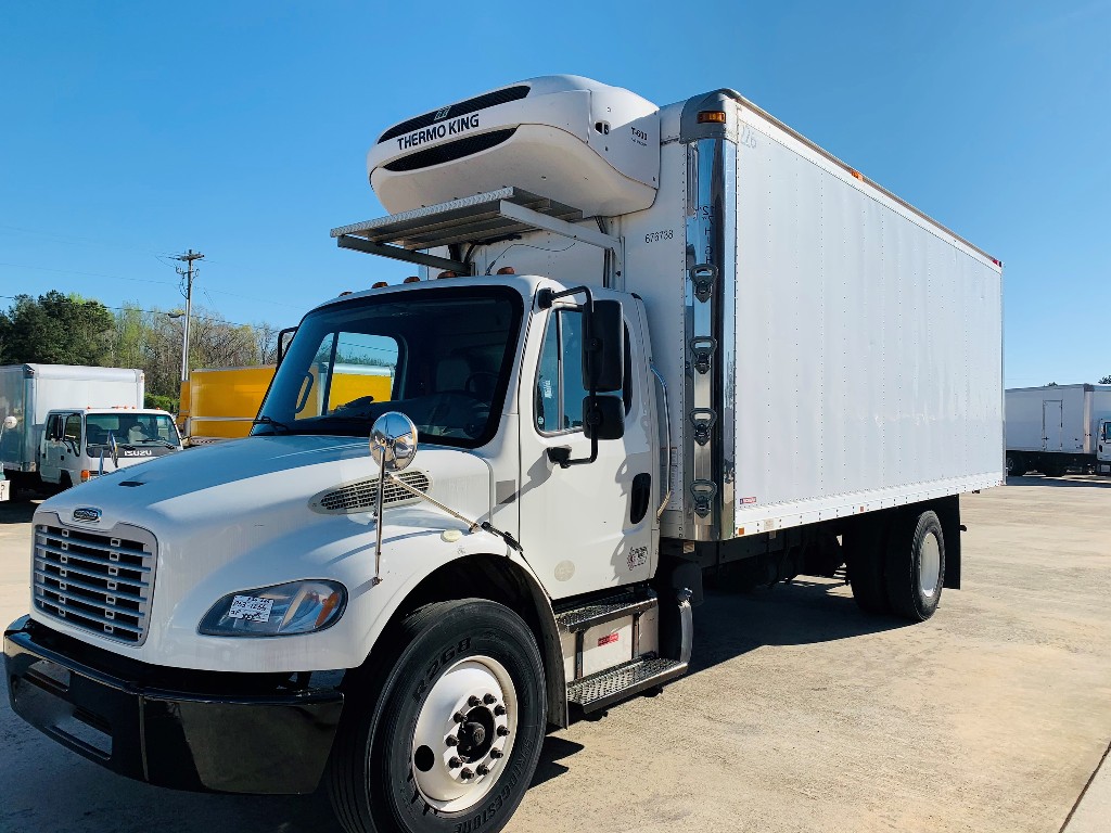 2014 FREIGHTLINER M2 Reefer Truck