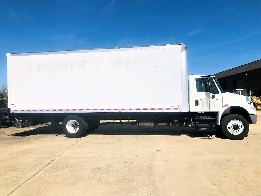 2015 INTERNATIONAL 4300 Box Van Truck