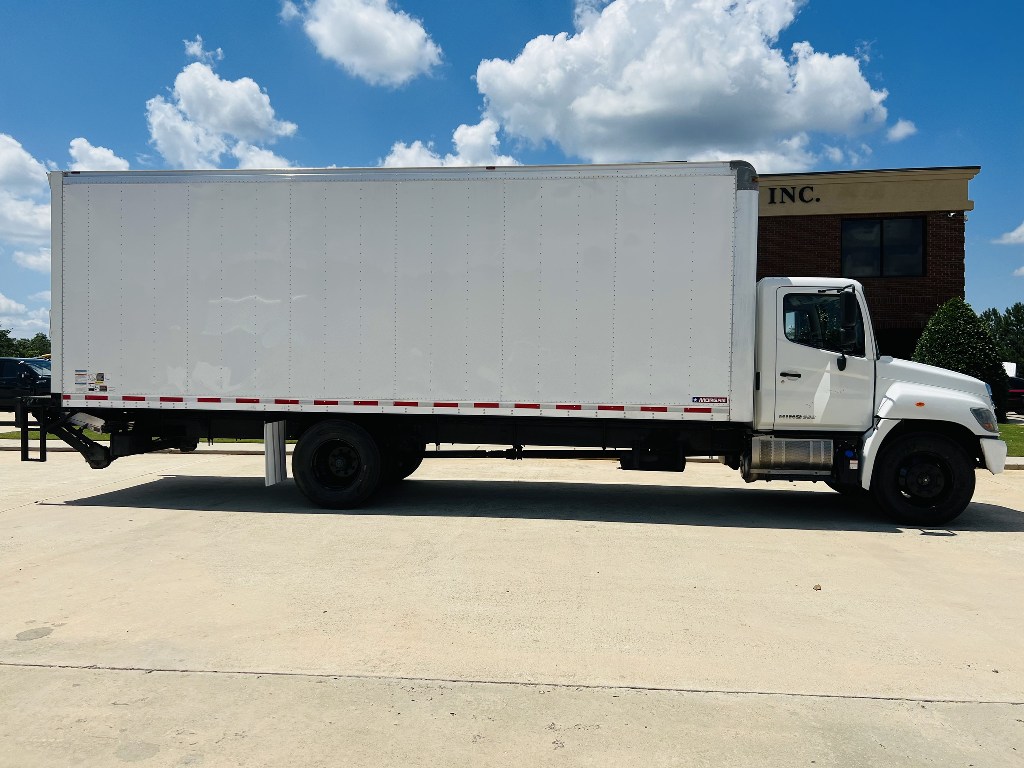 2017 HINO 258 Box Van Truck