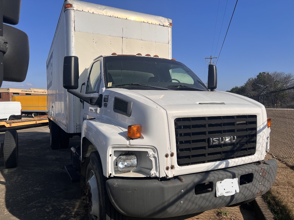 2006 ISUZU FTR Box Van Truck