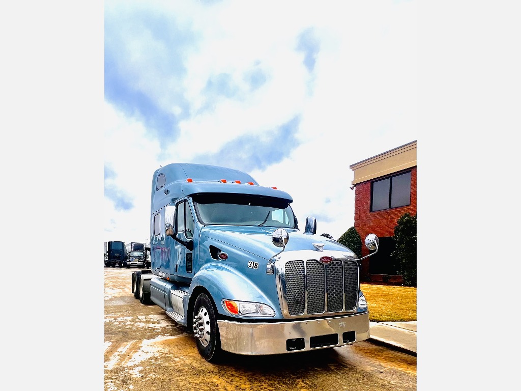 2007 PETERBILT 387 Tandem Axle Sleeper