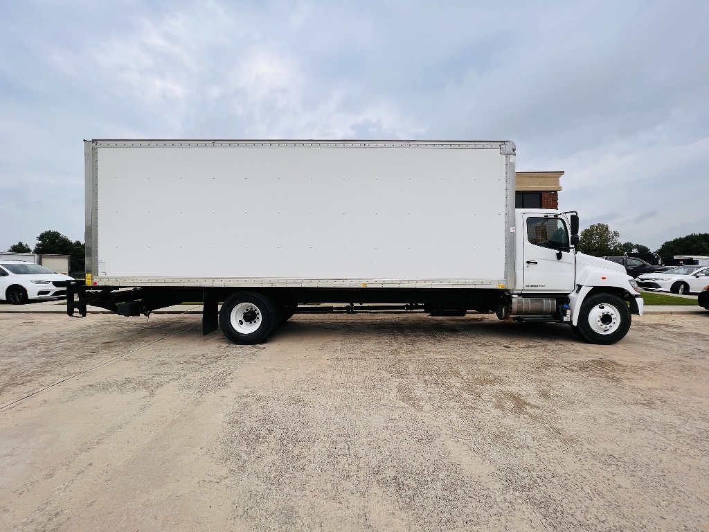 2017 HINO 268 Box Van Truck