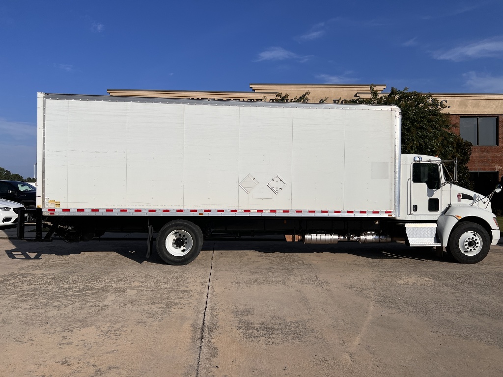 2017 KENWORTH T270 Box Van Truck