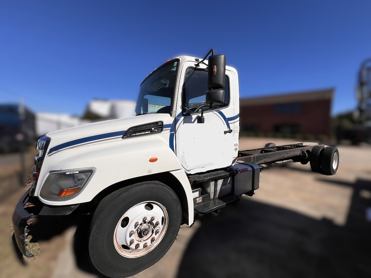 2014 HINO 268 Cab Chassis Truck #1 2014 HINO 268 Cab Chassis Truck #1