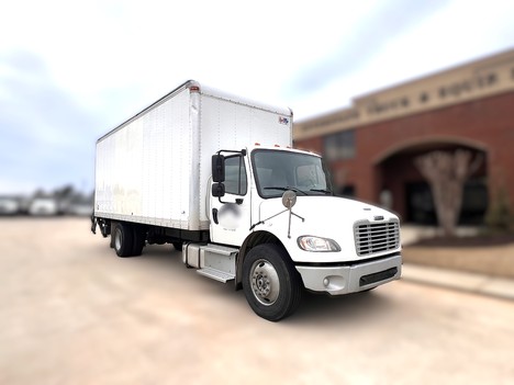 2015 FREIGHTLINER M2 Box Van Truck #2424
