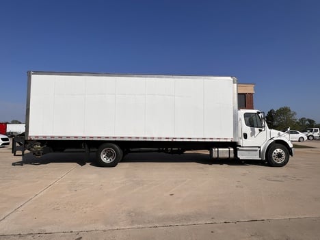 2020 FREIGHTLINER M2 Box Van Truck #2439 2020 FREIGHTLINER M2 Box Van Truck #2439