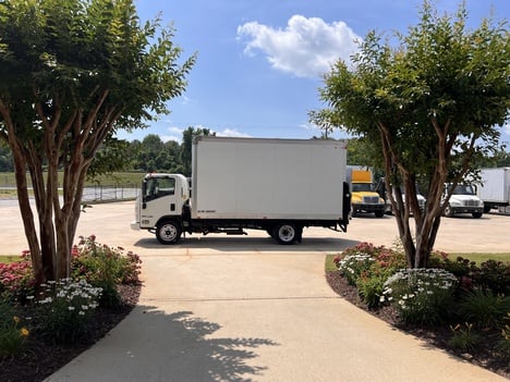 2020 ISUZU NPR HD Box Van Truck #2452 2020 ISUZU NPR HD Box Van Truck #2452