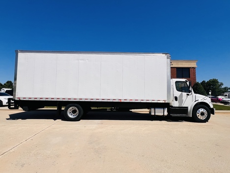 2020 FREIGHTLINER M2 Box Van Truck #2454