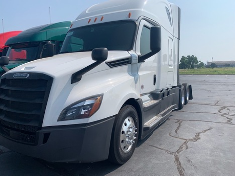 17 Freightliner Cascadia Evolution 125 Sleeper For Sale