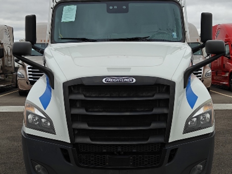 2021 FREIGHTLINER Cascadia 126 Sleeper #13377