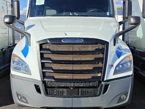 2021 FREIGHTLINER Cascadia 126 Sleeper #13398
