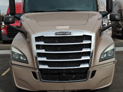 2022 FREIGHTLINER Cascadia Sleeper #13429 2022 FREIGHTLINER Cascadia Sleeper #13429