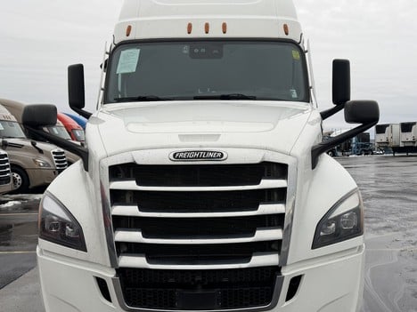2022 FREIGHTLINER Cascadia Sleeper #13478 2022 FREIGHTLINER Cascadia Sleeper #13478