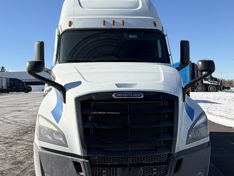 2022 FREIGHTLINER Cascadia 126 Sleeper #13530