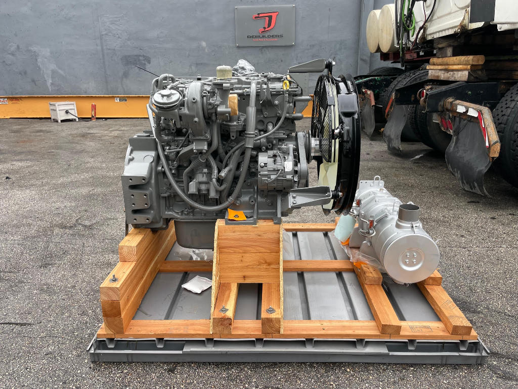 2016 ISUZU 4JJ1X Equipment Engine #1
