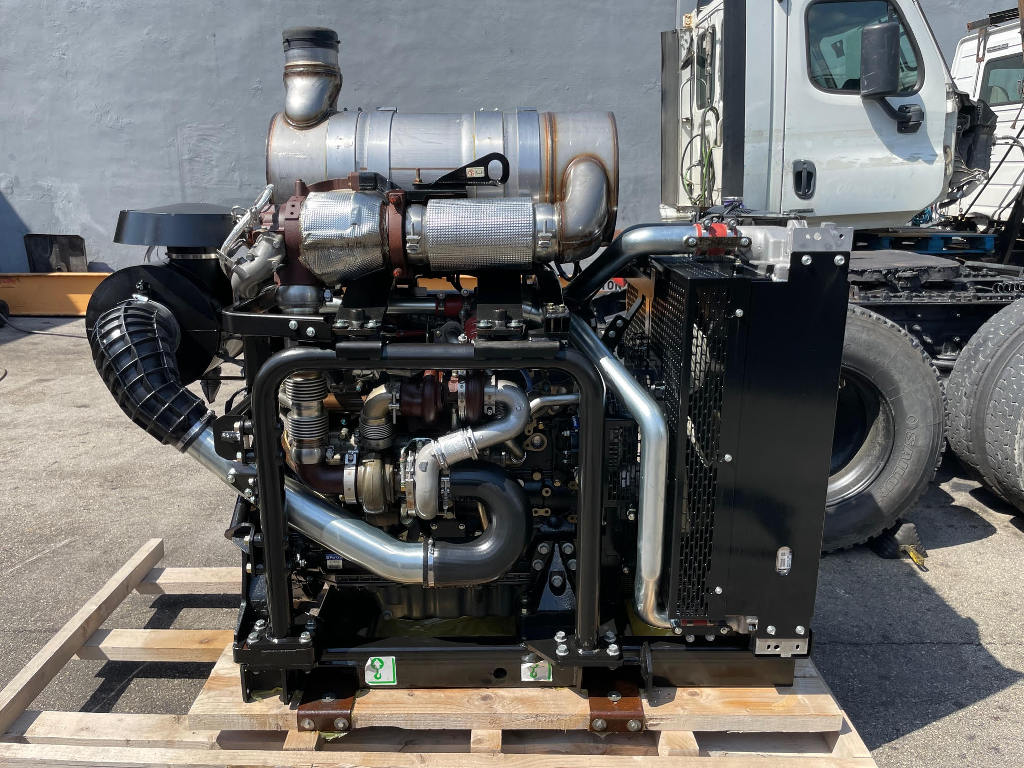 2012 CAT C7.1 ACERT Equipment Engine #1