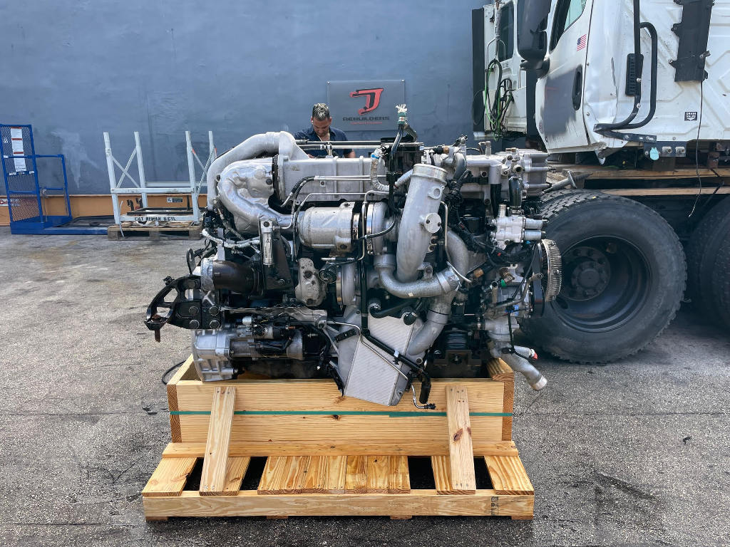 2014 INTERNATIONAL N13 Truck Engine #1