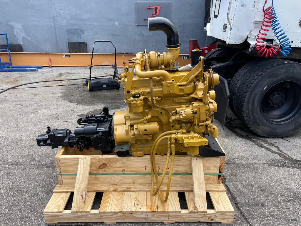  JOHN DEERE 4045TF150 Equipment Engine #1
