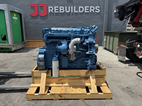 2006 INTERNATIONAL DT466E Truck Engine #4532 2006 INTERNATIONAL DT466E Truck Engine #4532
