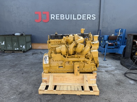 2004-cat-c15-acert-truck-engine #4677
