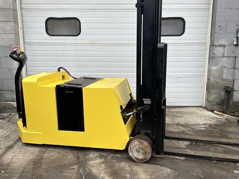 AIRTRAX ATX-3000 MAST FORKLIFT FOR SALE #2423