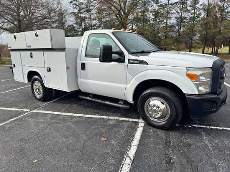 2015 FORD F350XL Service - Utility Truck #1678
