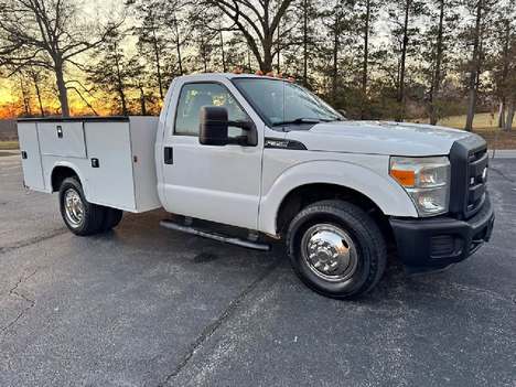 2015 FORD F350 Service - Utility Truck #1680