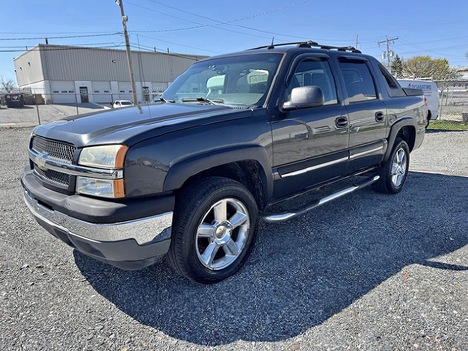 2005 CHEVROLET AVALANCH 4WD Crossover #1758