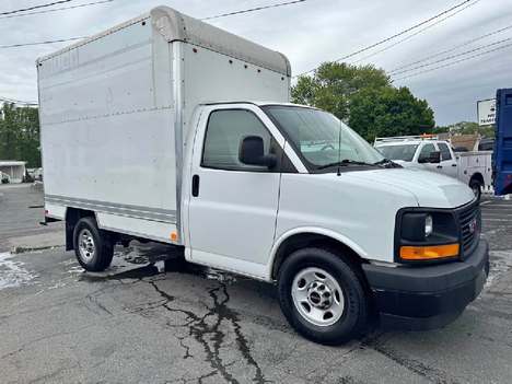2017 GMC Savana Cutaway