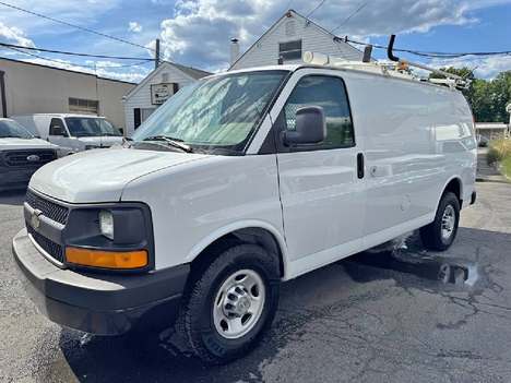 2012 Chevrolet Express's photo