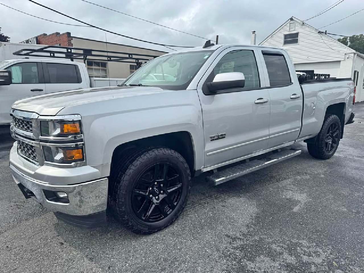 2015 CHEVROLET SILVERADO Pickup Truck #1 2015 CHEVROLET SILVERADO Pickup Truck #1