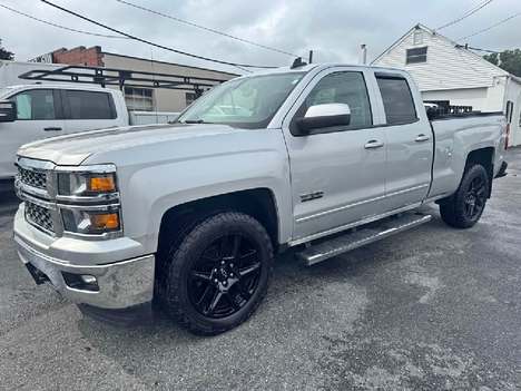 2015-chevrolet-silverado-pickup-truck #1867