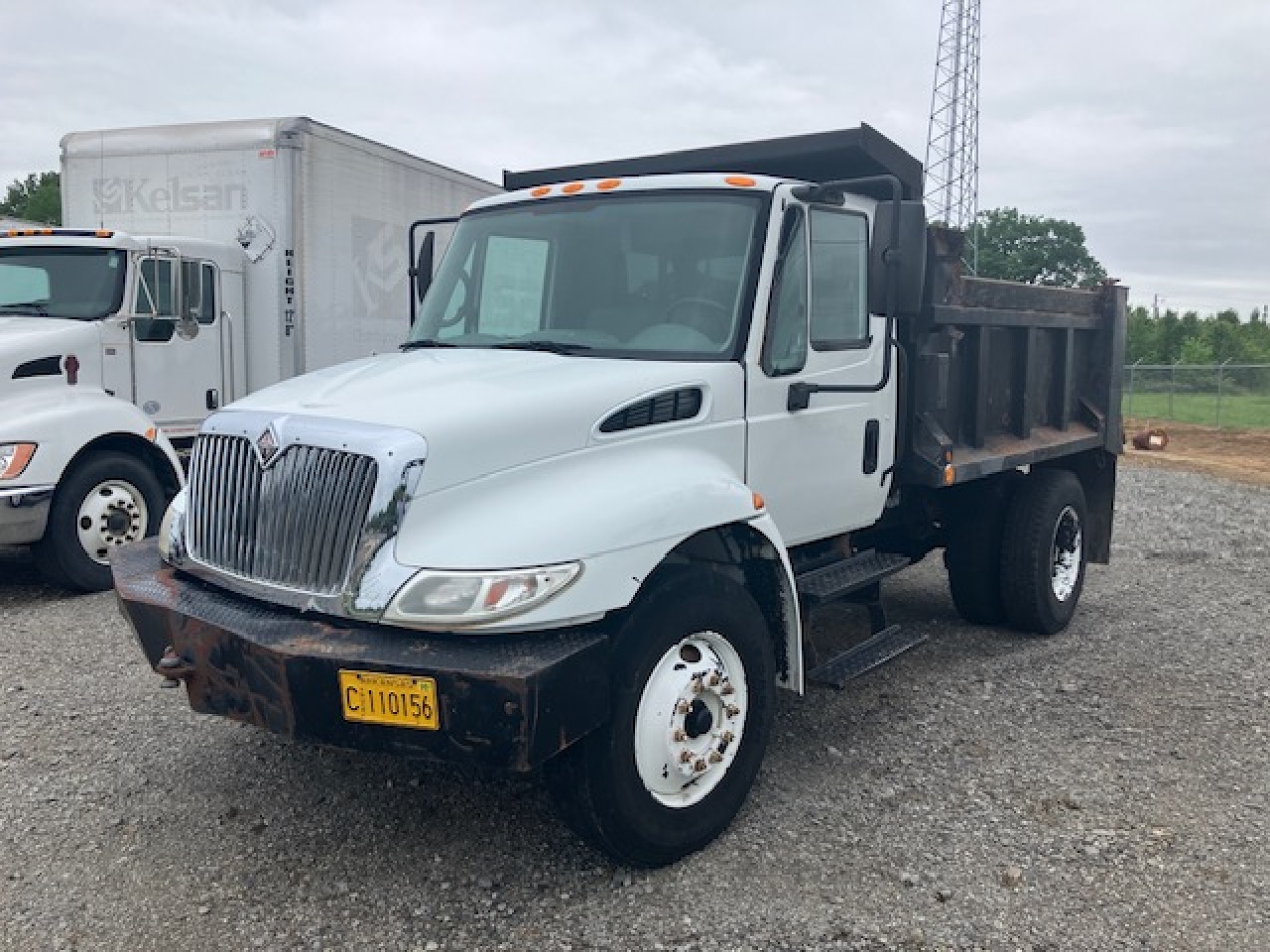 2004 INTERNATIONAL 4300 Dump Truck #1 2004 INTERNATIONAL 4300 Dump Truck #1