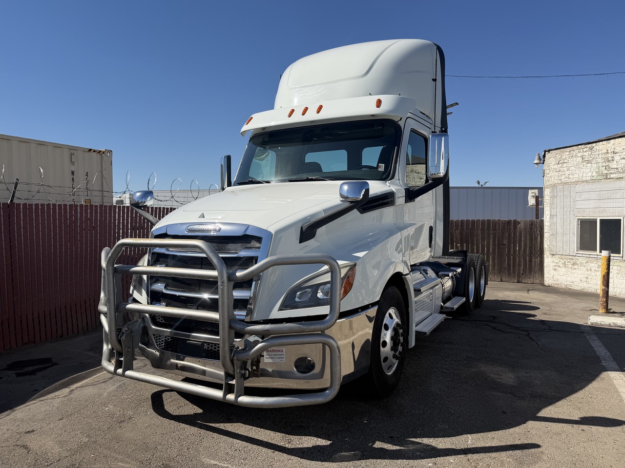 2020 FREIGHTLINER CASCADIA Tandem Axle Daycab #1 2020 FREIGHTLINER CASCADIA Tandem Axle Daycab #1