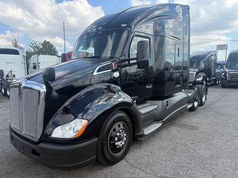 2021 KENWORTH T680 Tandem Axle Sleeper #1320