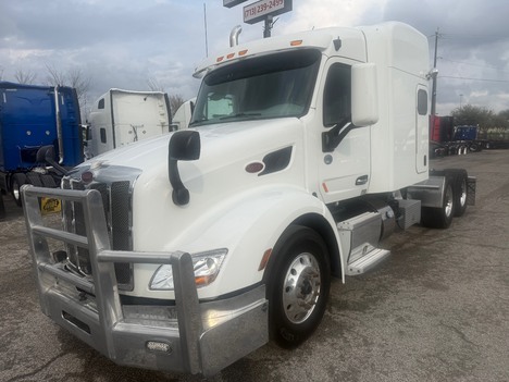 2019 PETERBILT 579 Tandem Axle Sleeper #1362