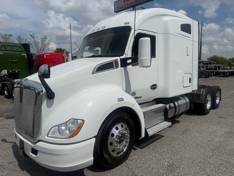 2022 KENWORTH T680 Tandem Axle Sleeper #1408