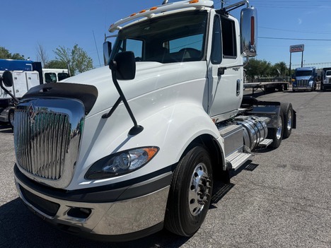 2015 INTERNATIONAL PROSTAR DAY-CAB Tandem Axle Daycab #1418
