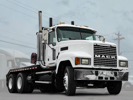 2004-mack-ch613-winch-truck-tandem-axle-daycab #1434