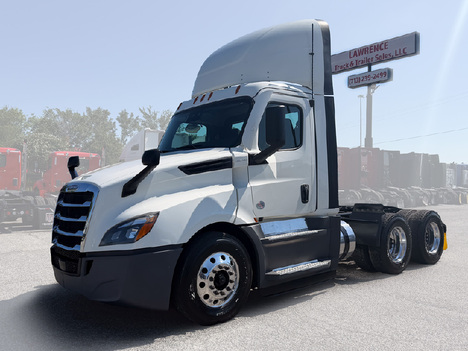 2021-freightliner-cascadia-126-tandem-axle-daycab #1441