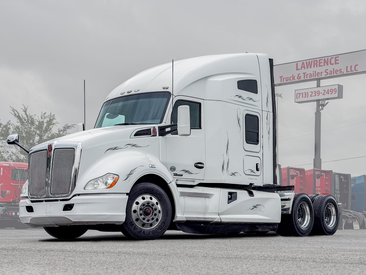2017 KENWORTH T680 Tandem Axle Sleeper #1 2017 KENWORTH T680 Tandem Axle Sleeper #1