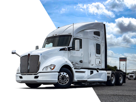 2017 KENWORTH T680 Tandem Axle Sleeper #1476