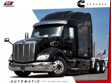 2021 PETERBILT 579 Tandem Axle Sleeper #1556