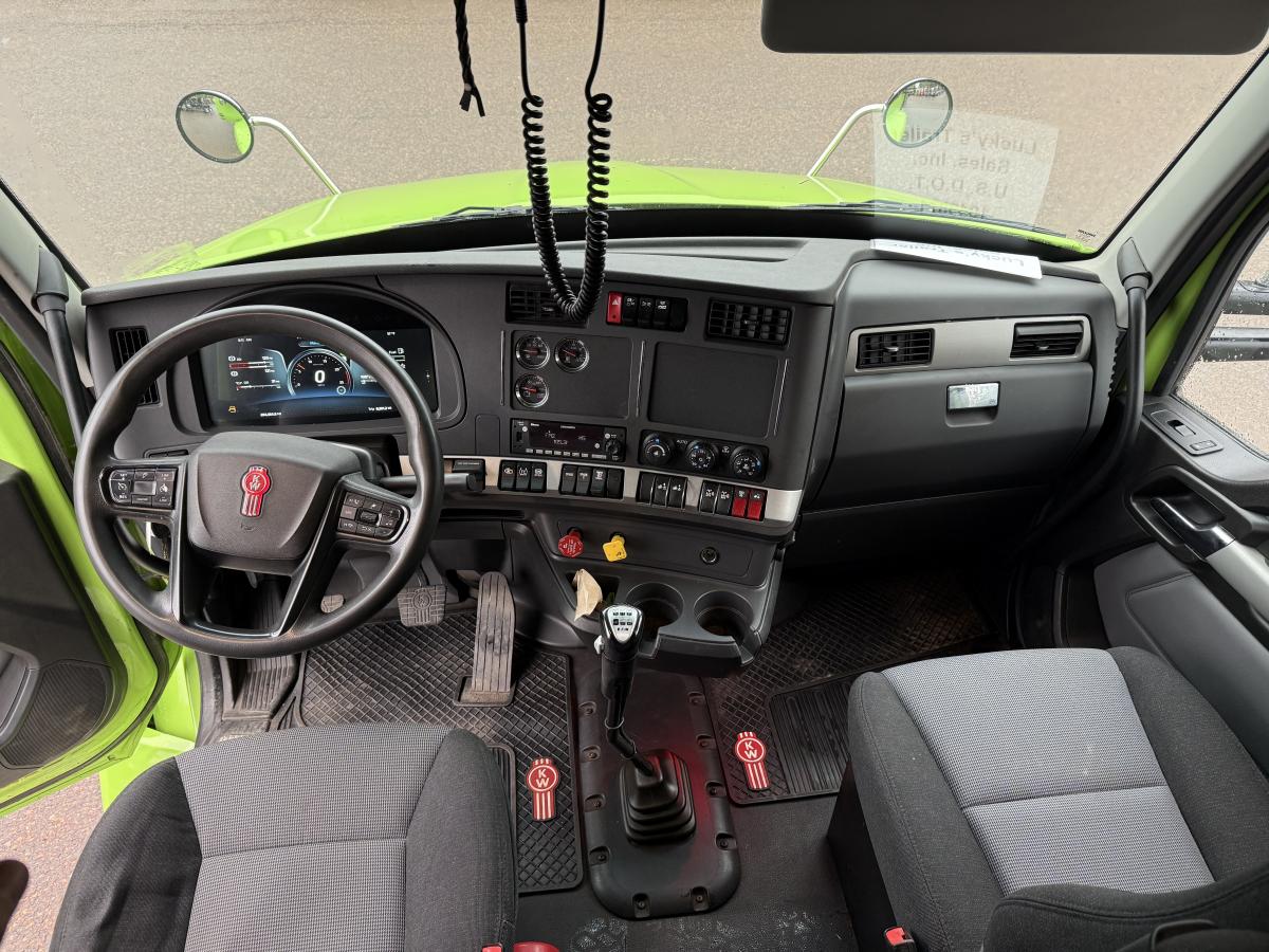 2022 KENWORTH T880 Sleeper - image 19