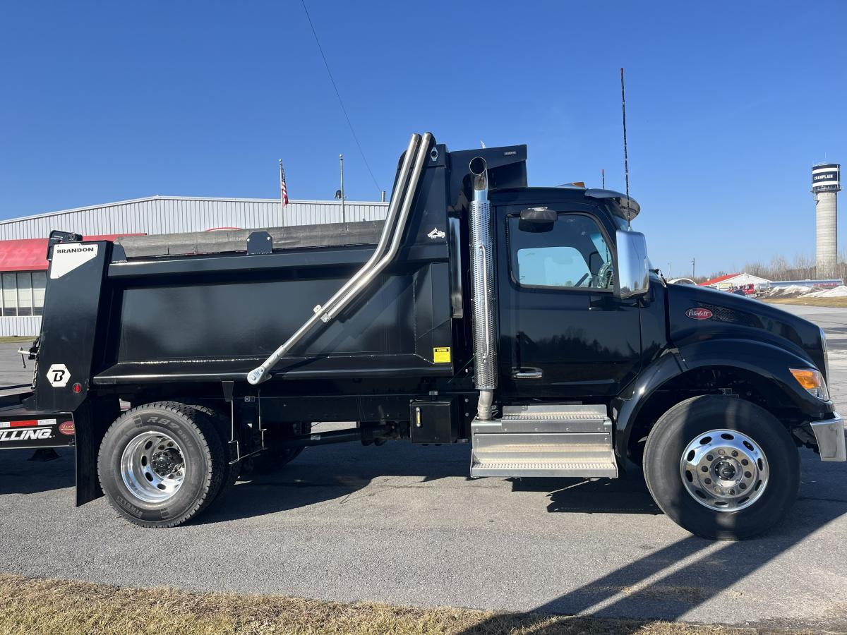 2025 PETERBILT 537 Dump Truck - image 2