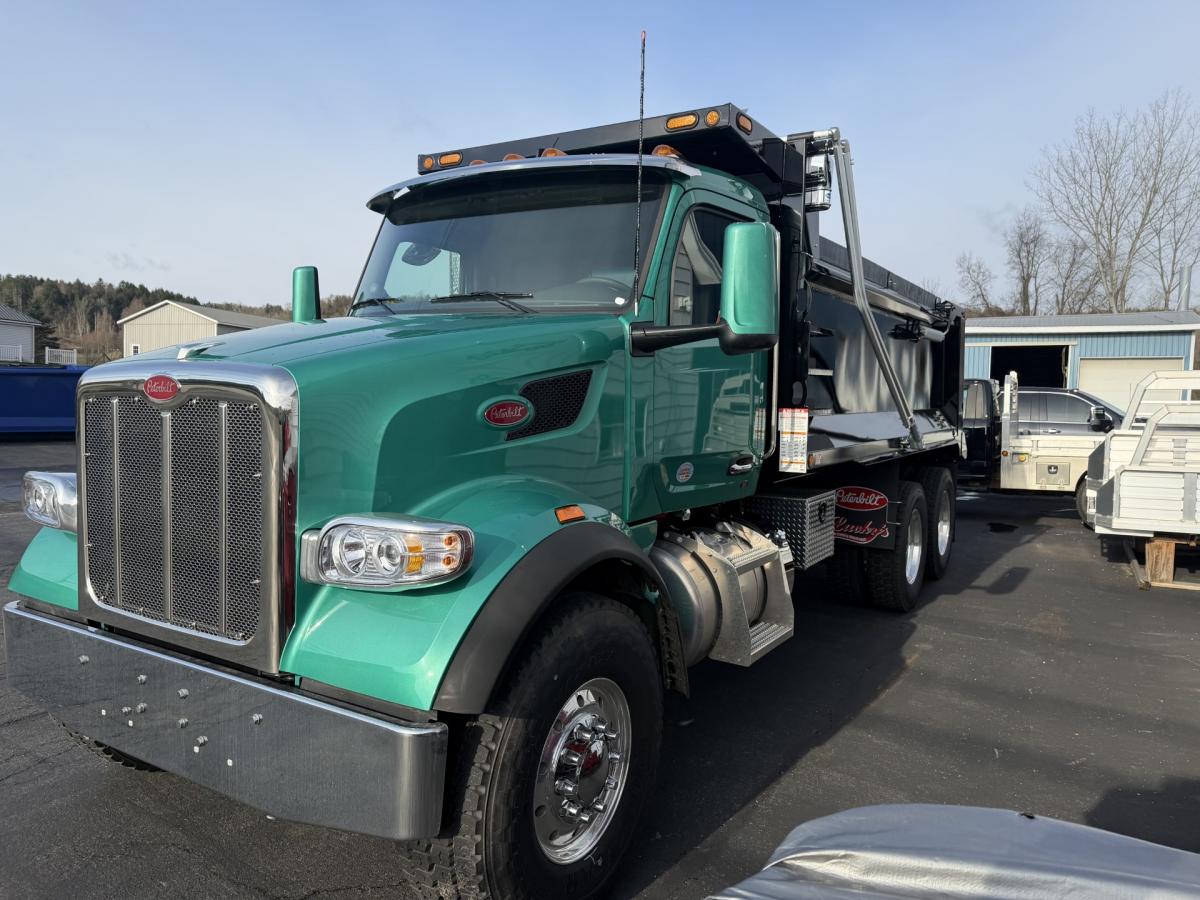 2025 PETERBILT 567 Cab Chassis Truck - image 2
