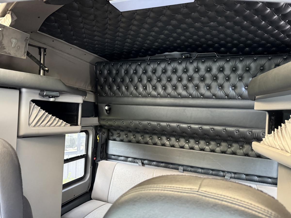 2023 KENWORTH W900L Sleeper - image 12