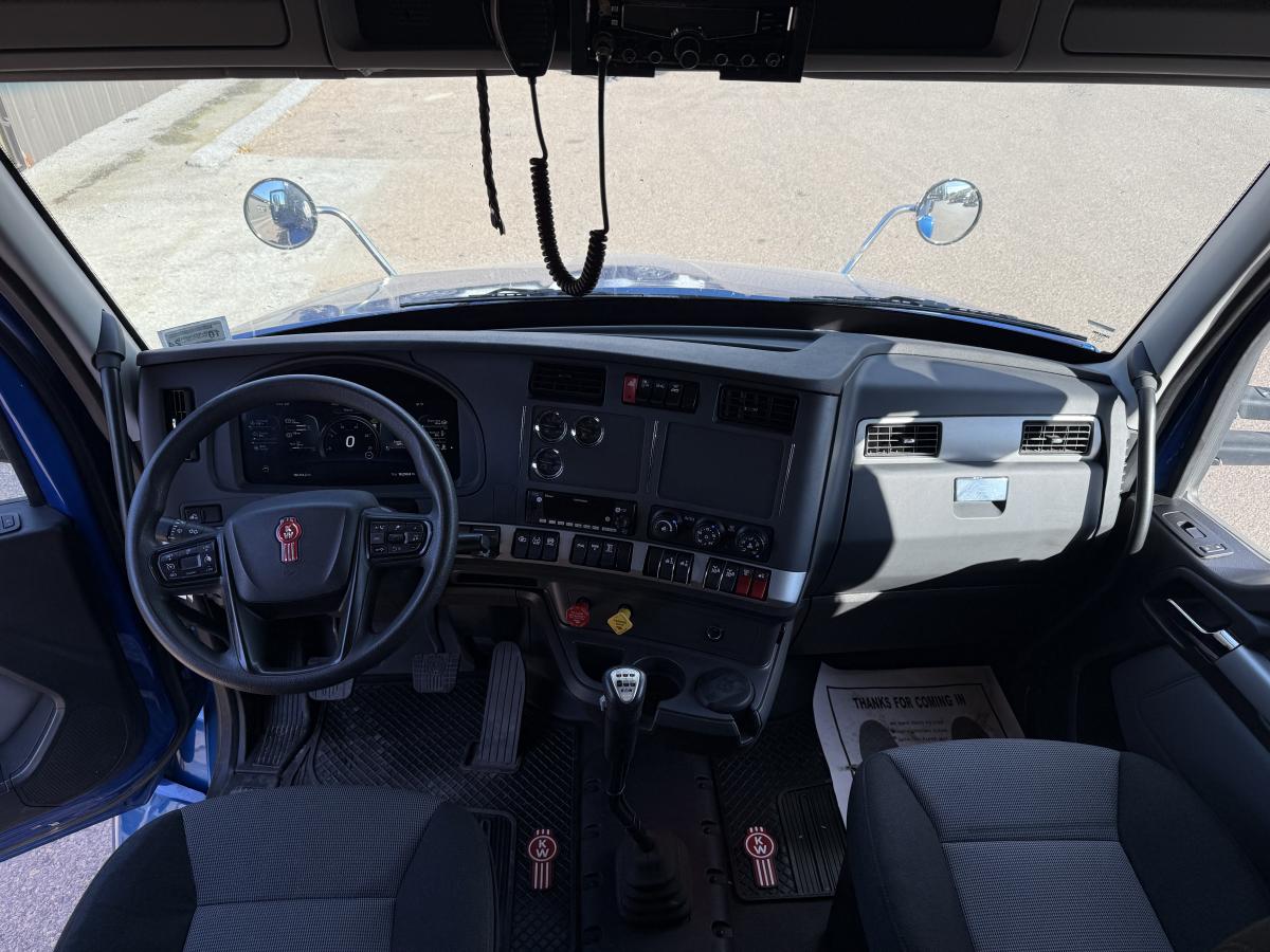 2023 KENWORTH T880 Sleeper - image 11