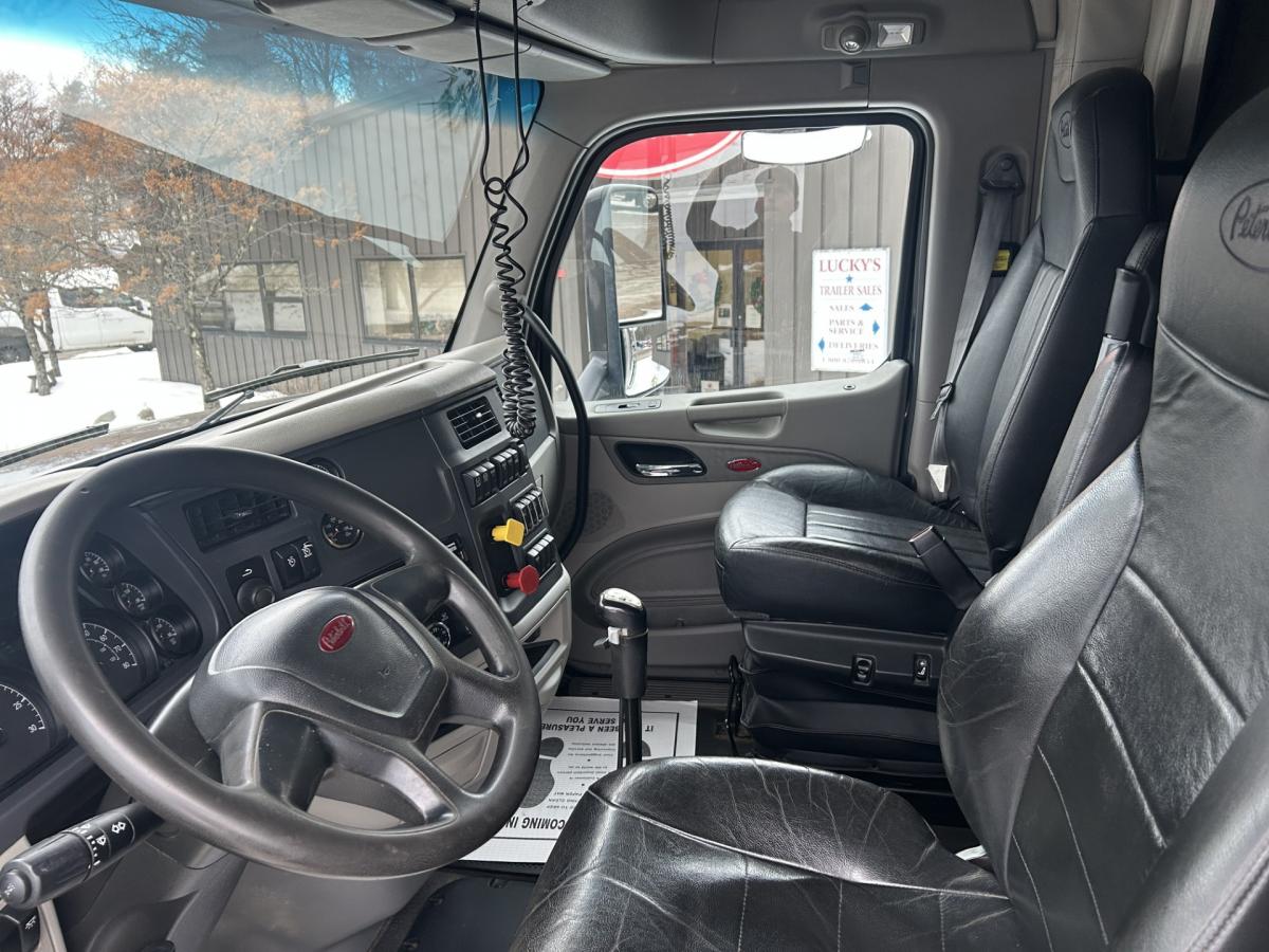 2021 PETERBILT 567 Sleeper - image 17