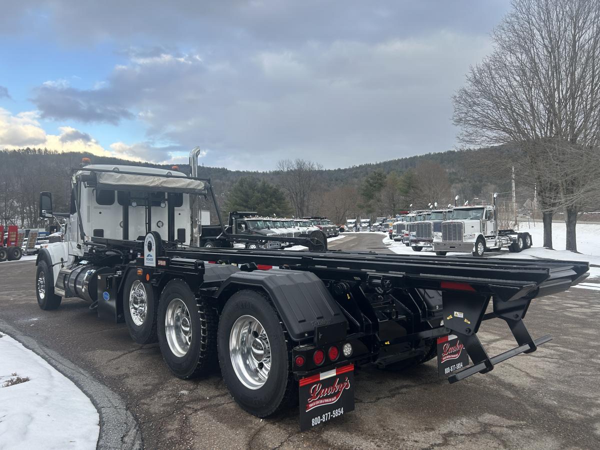 2026 Peterbilt 567 - image 6